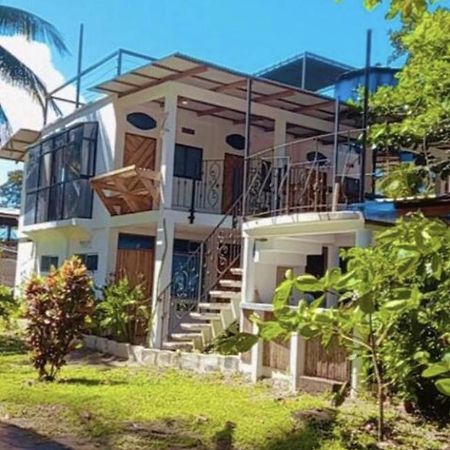 Hotel Pura Natura Beachfront Tortuguero Ngoại thất bức ảnh