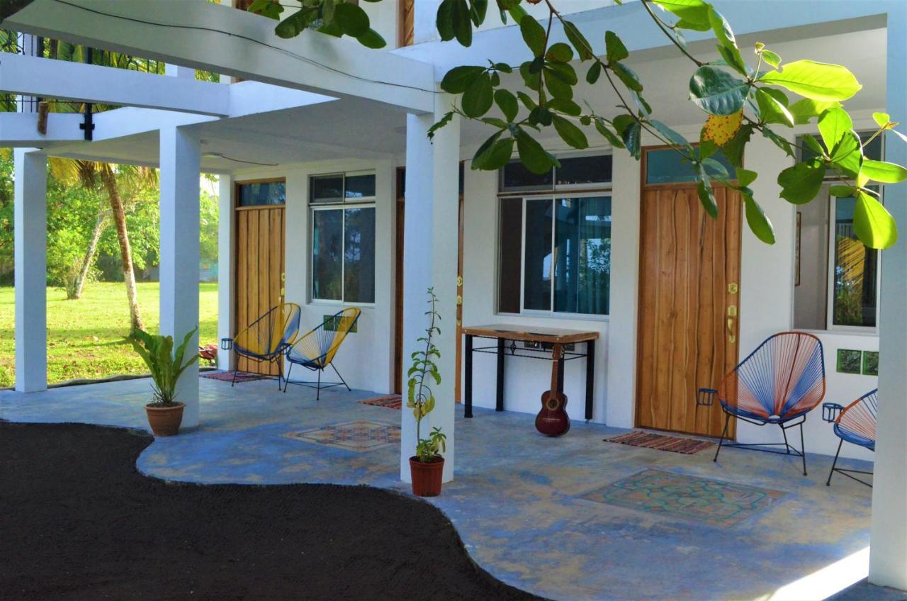 Hotel Pura Natura Beachfront Tortuguero Ngoại thất bức ảnh