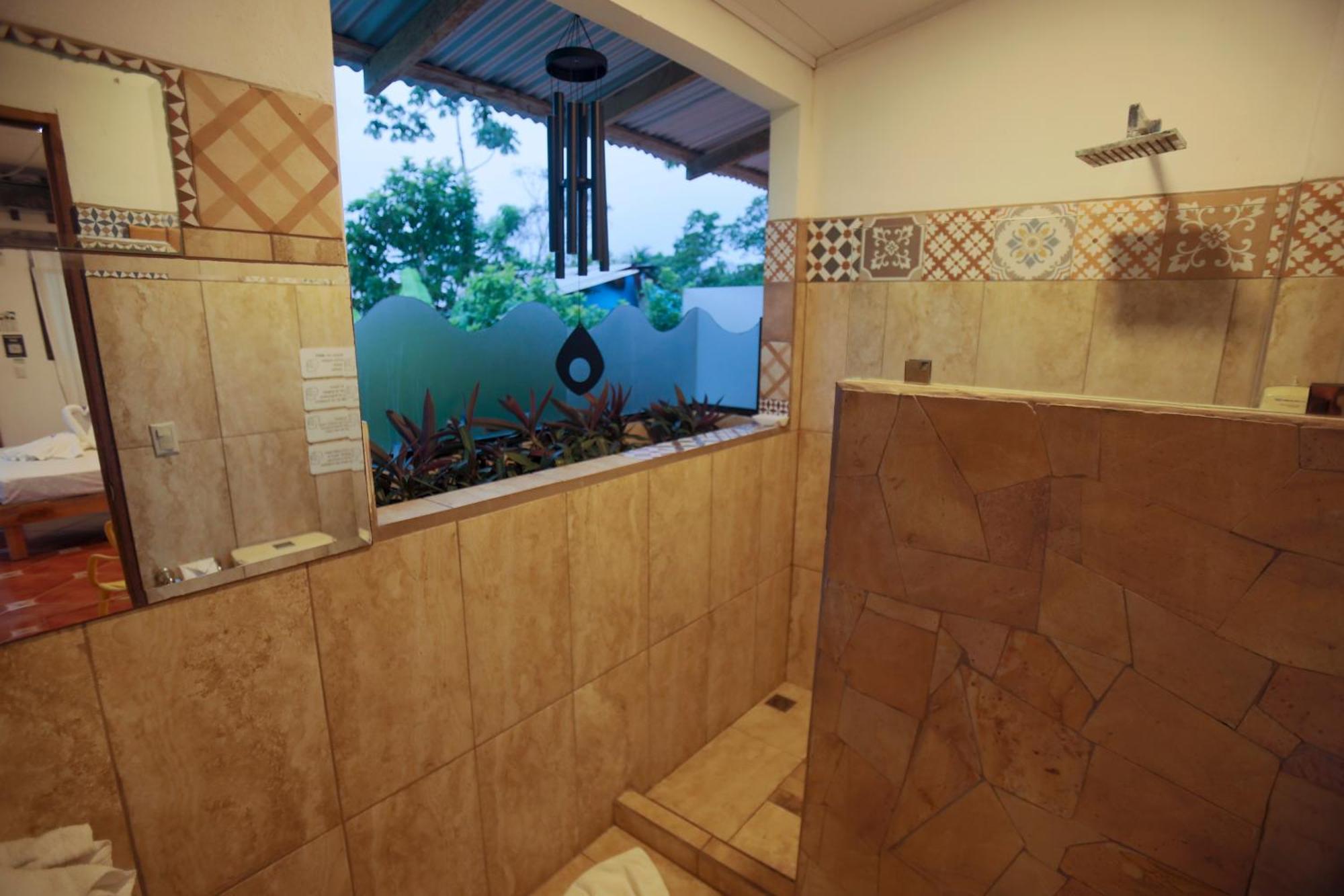 Hotel Pura Natura Beachfront Tortuguero Ngoại thất bức ảnh