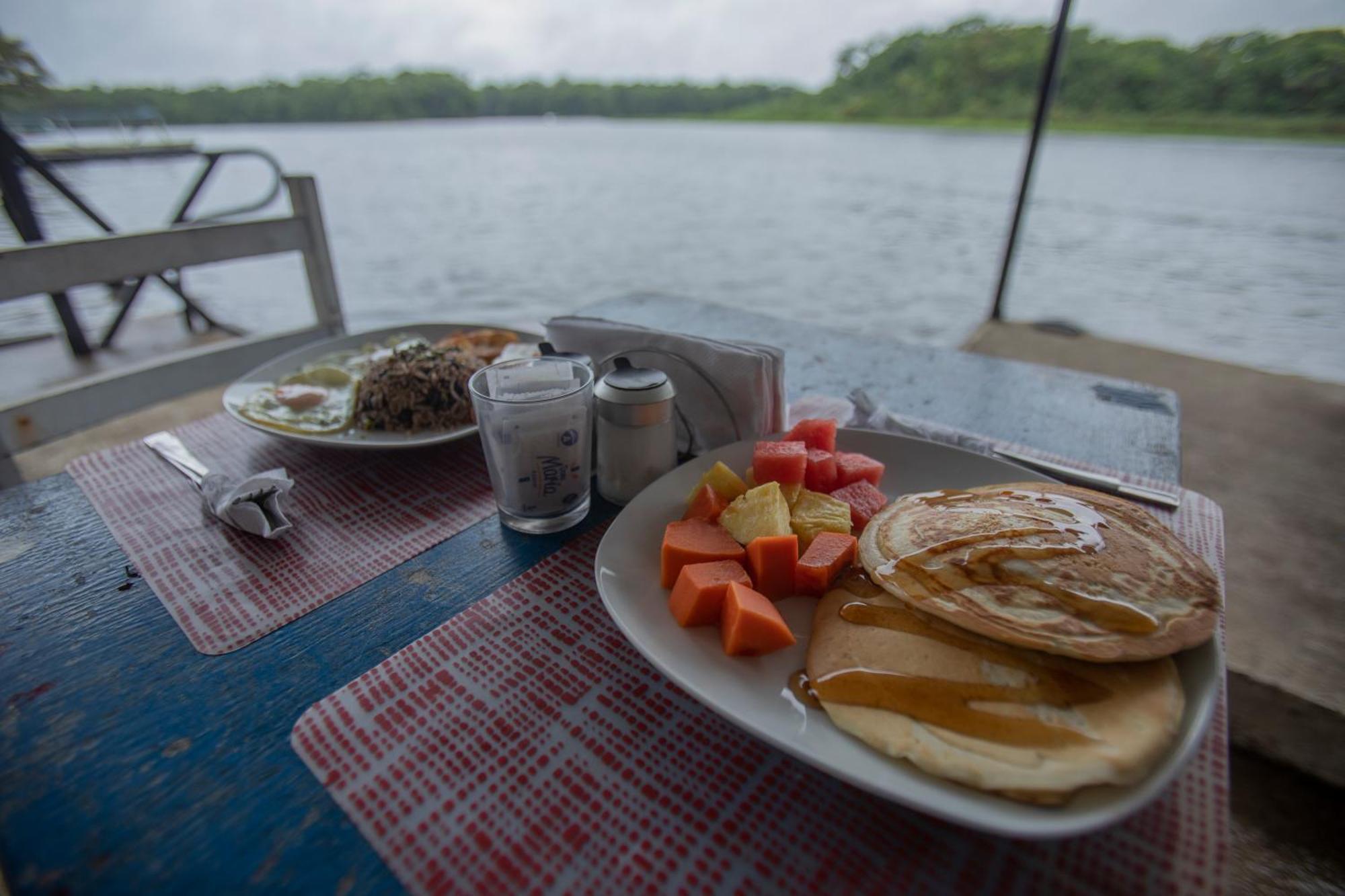 Hotel Pura Natura Beachfront Tortuguero Ngoại thất bức ảnh