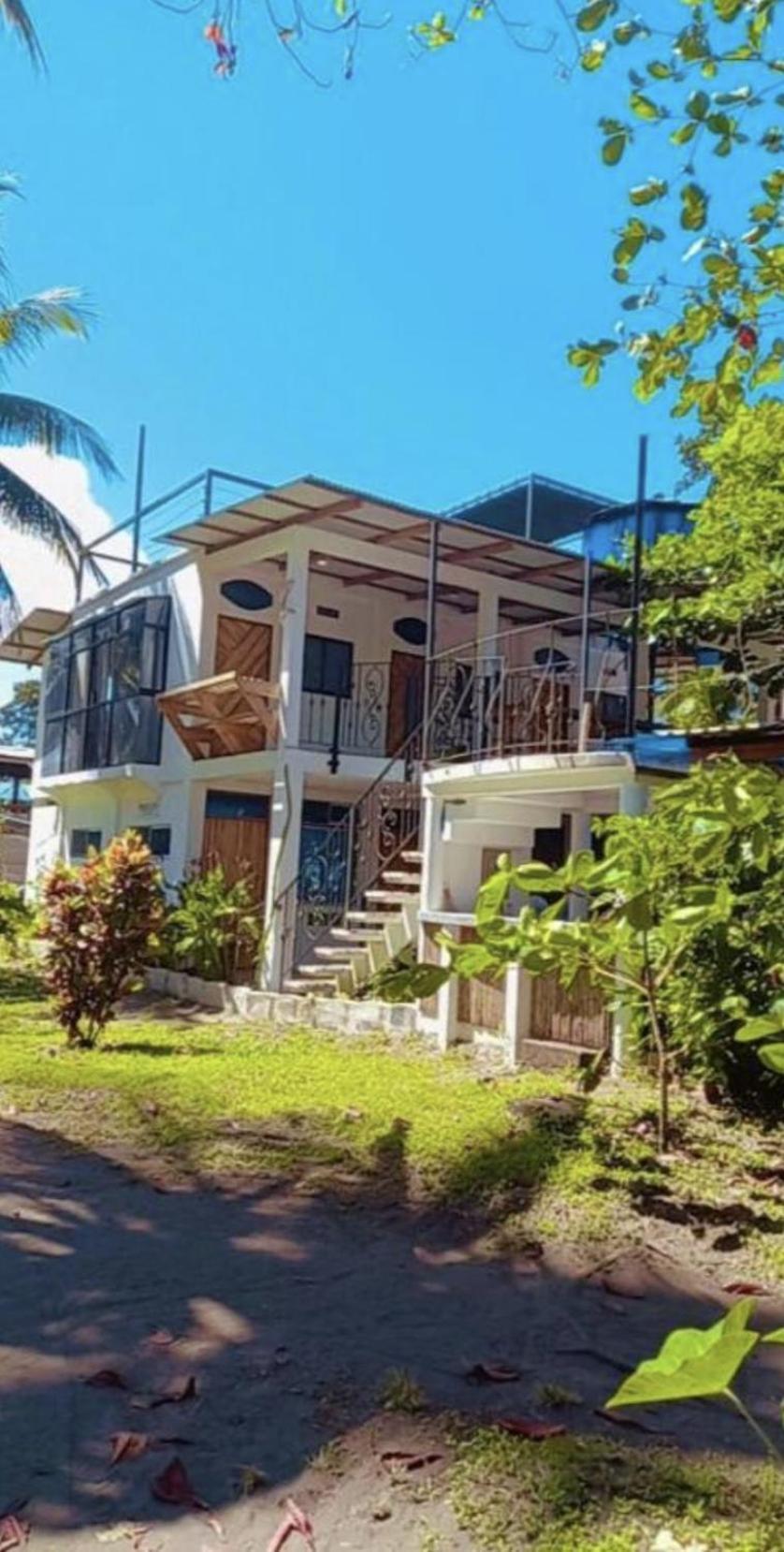 Hotel Pura Natura Beachfront Tortuguero Ngoại thất bức ảnh